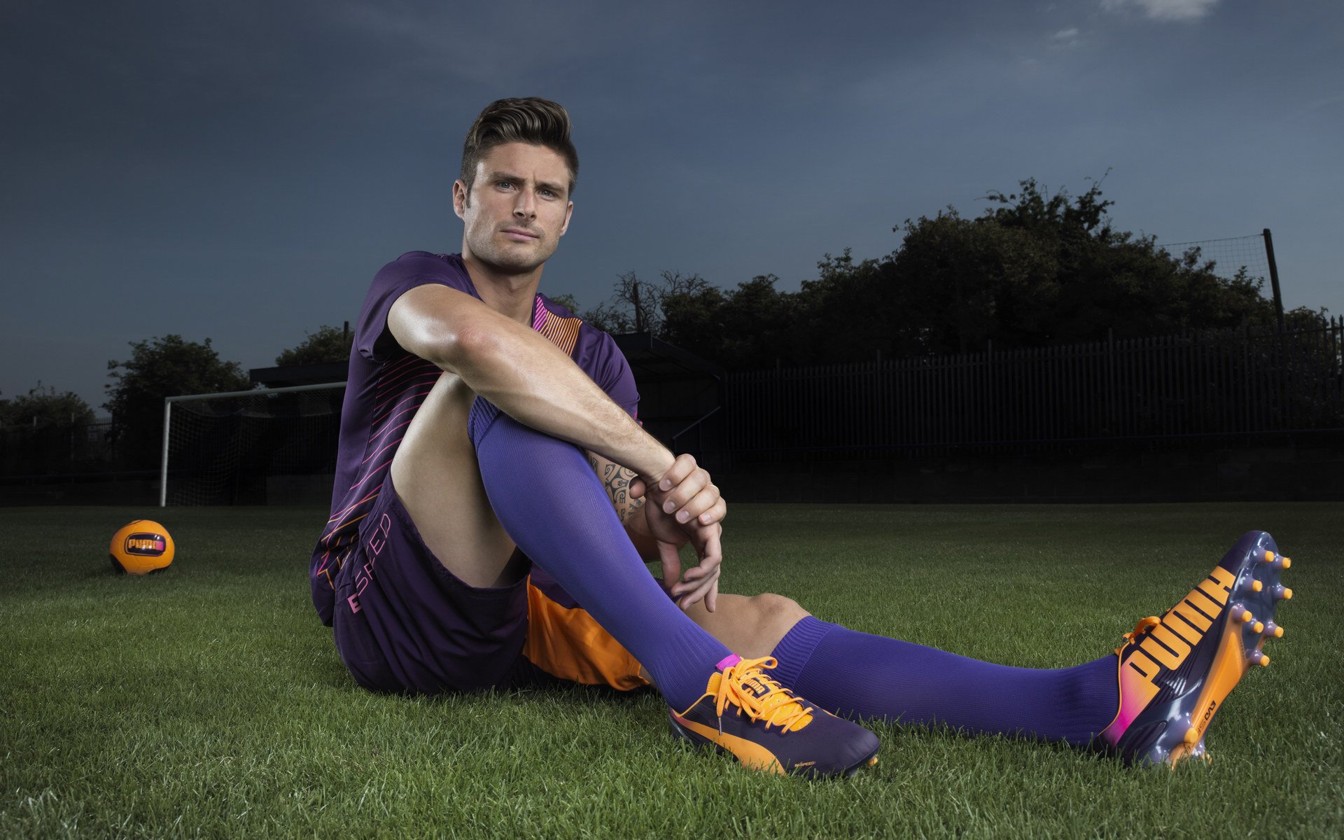 “开幕战风云变幻，谁能捍卫主场荣耀？”，开幕战什么意思